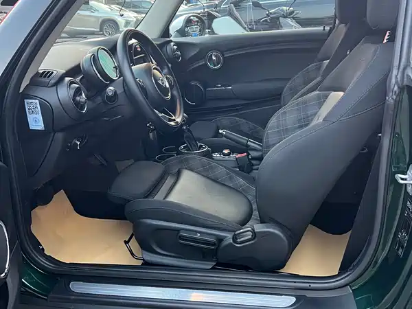 MINI 2015