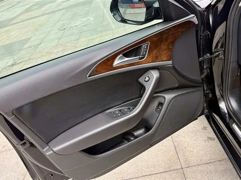 Audi A6L 2015 — фото 11