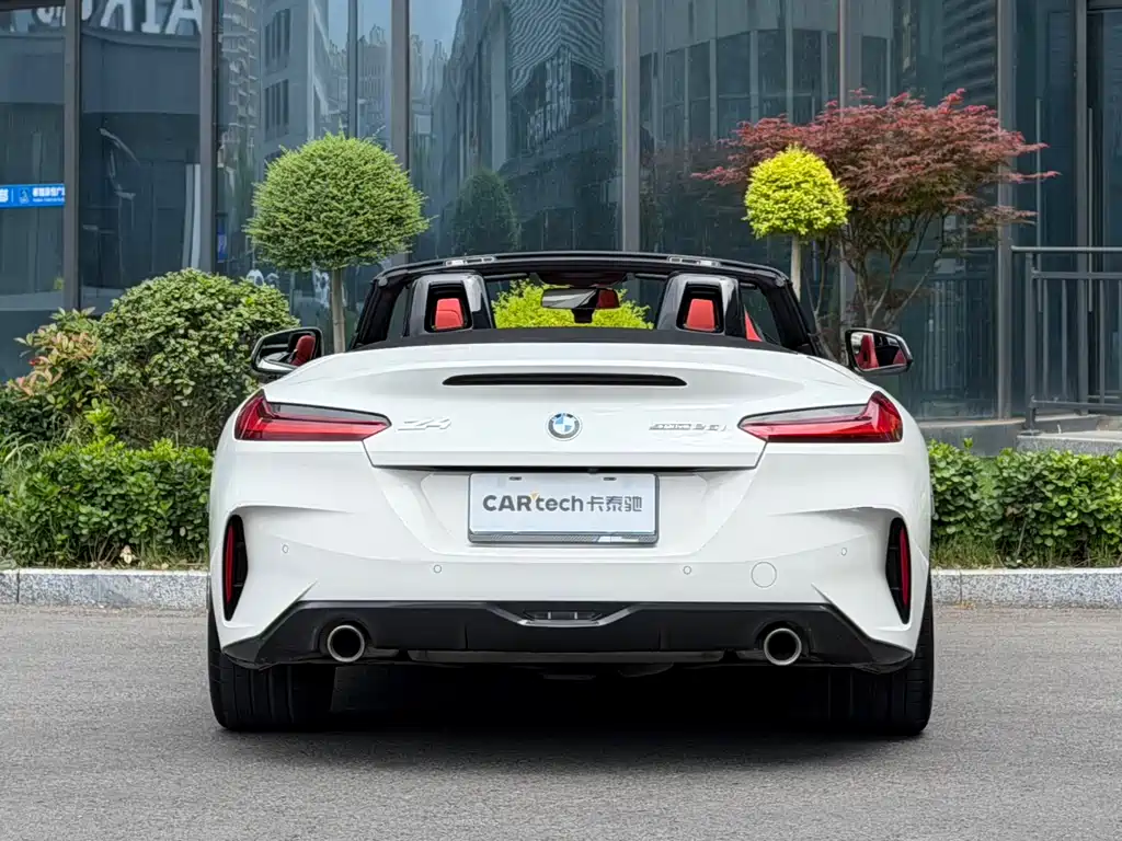 BMW Z4 2023 — фото 5