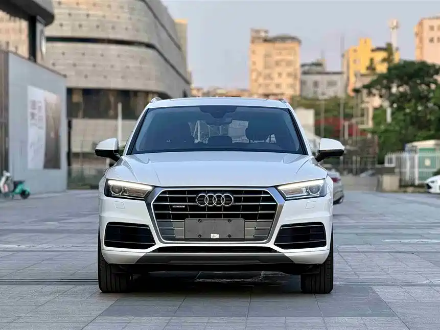 Audi Q5L 2019 — фото 2