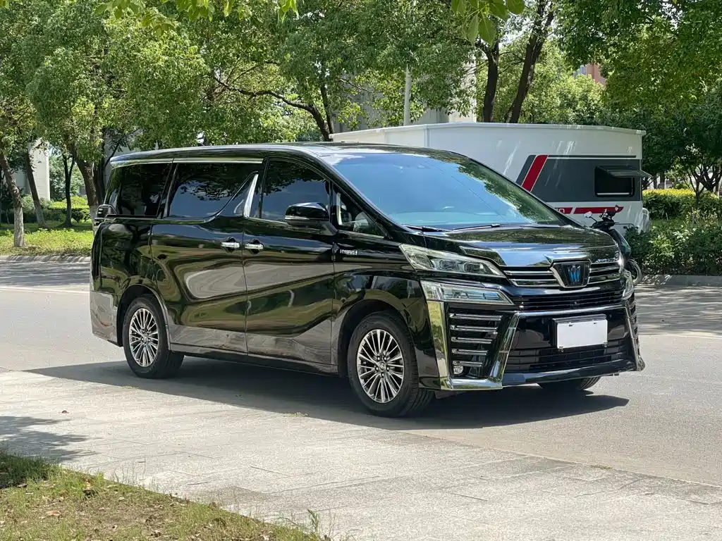 Toyota Vellfire 2021 — фото 5