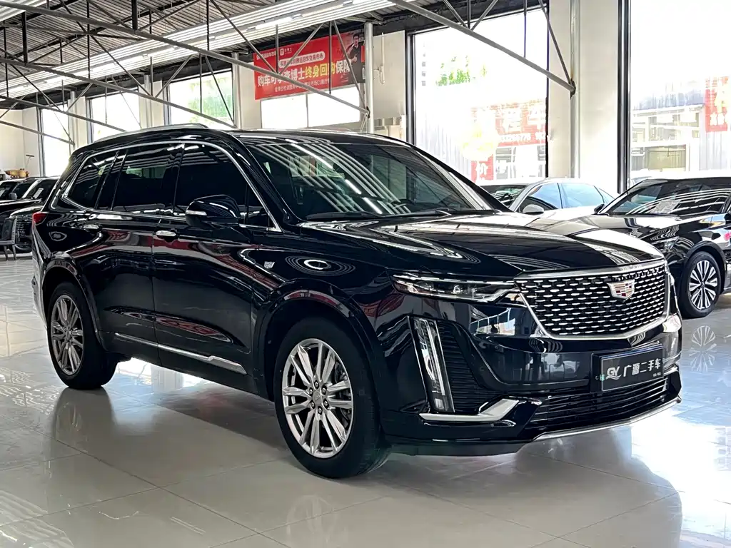 Cadillac XT6 2022 — фото 3