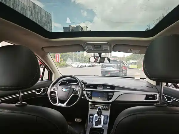 Geely Emgrand GS 2018