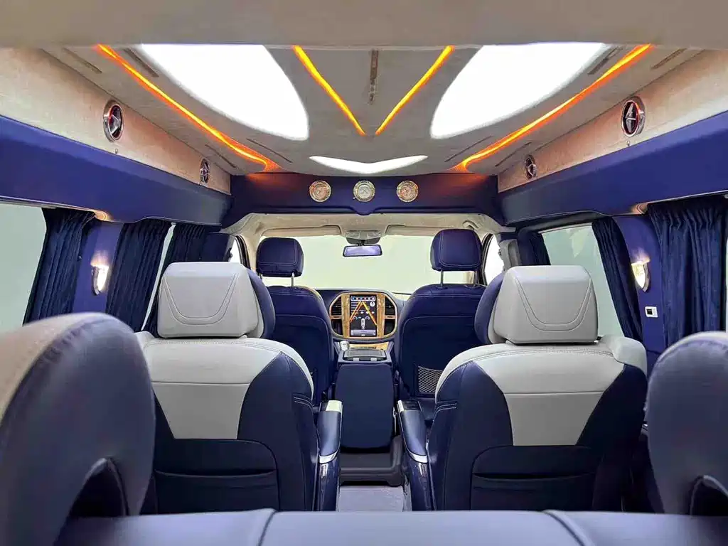 Mercedes-Benz Vito 2020 — фото 28