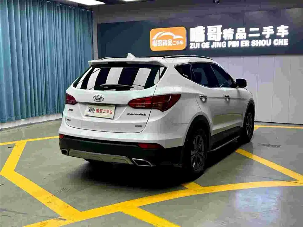 Hyundai Santa Fe 2016 — фото 7