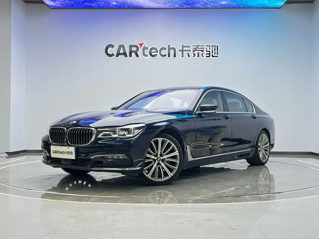 BMW 7 Series 2019 — фото 1