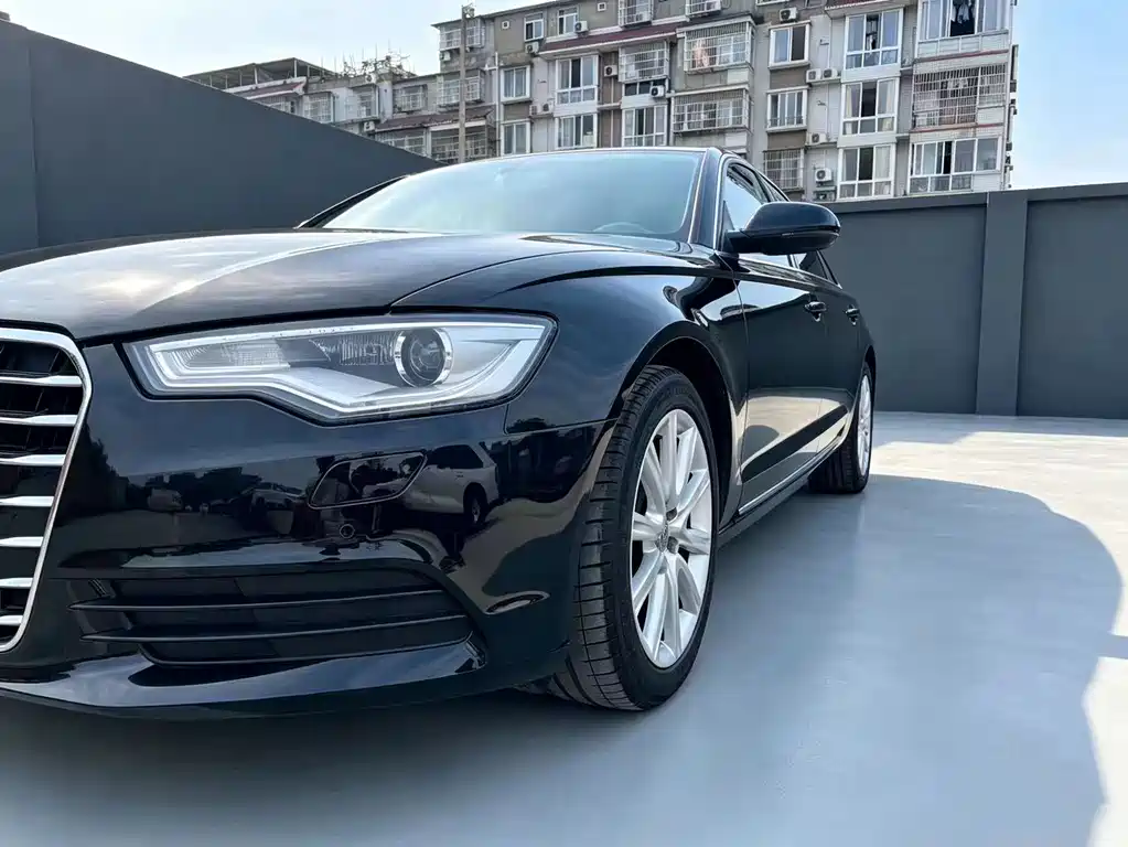 Audi A6L 2012