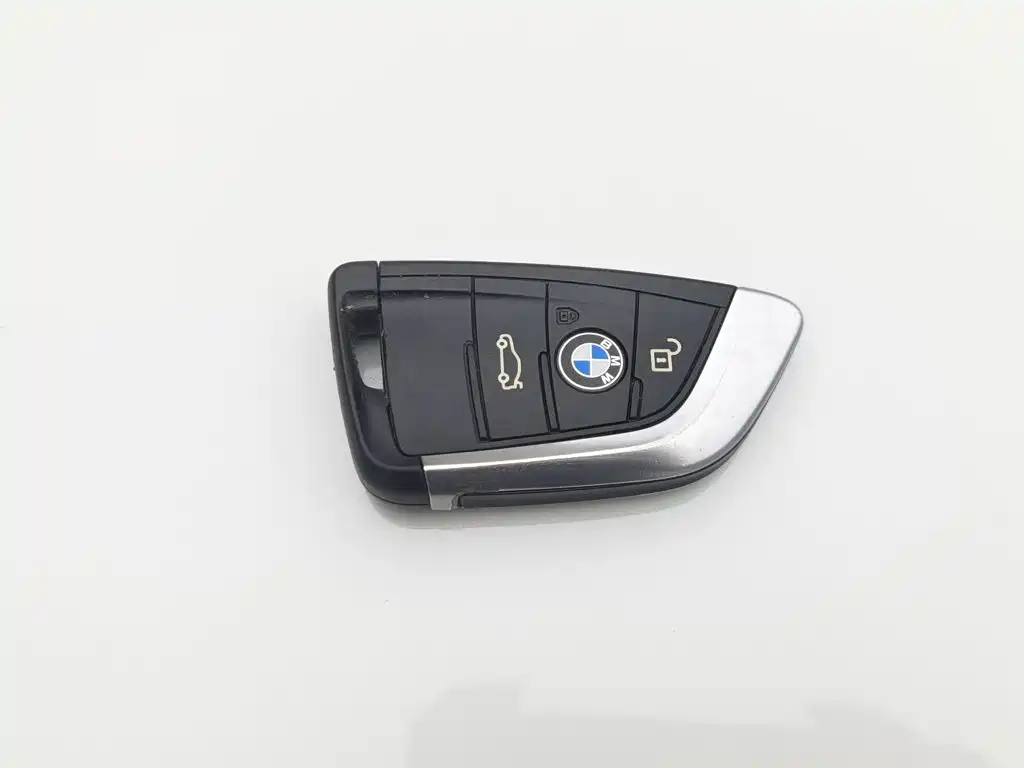 BMW 1 Series 2019 — фото 19