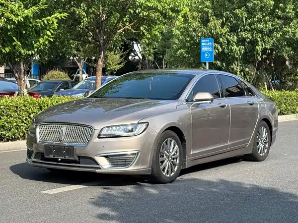 Lincoln MKZ 2019