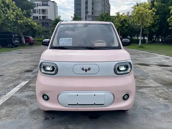 Wuling Hongguang MINIEV 2025