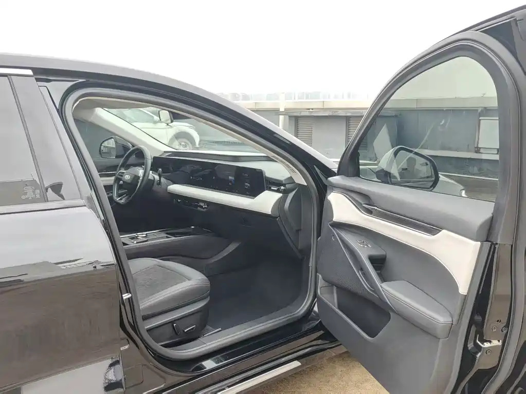 Ford Mondeo 2022 — фото 7
