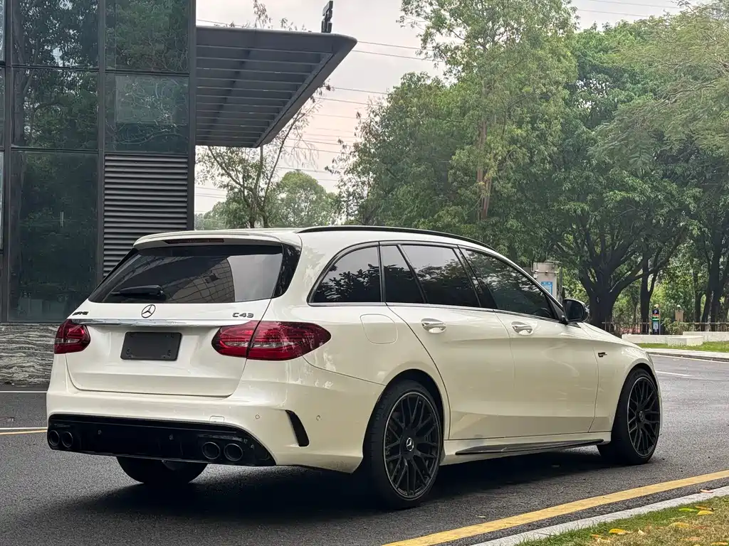 Mercedes-Benz C-Class AMG 2019 — фото 7