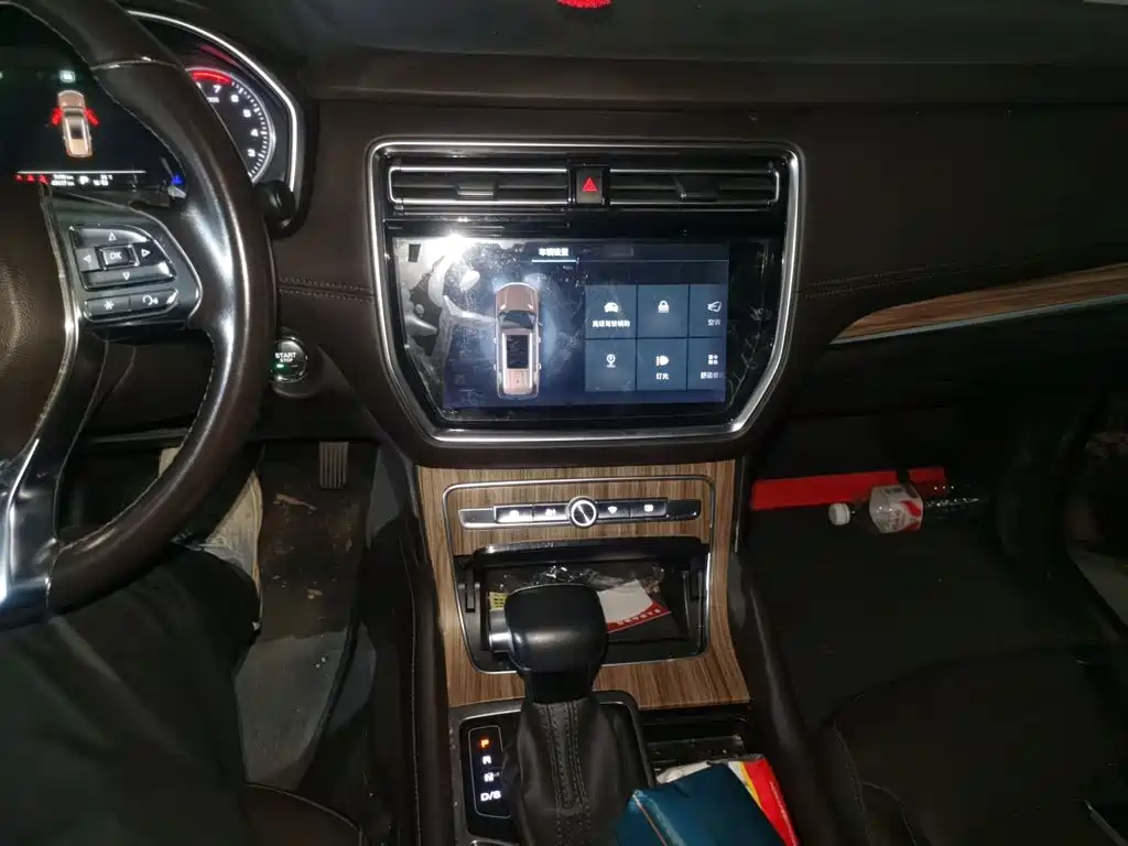 Roewe RX8 2019