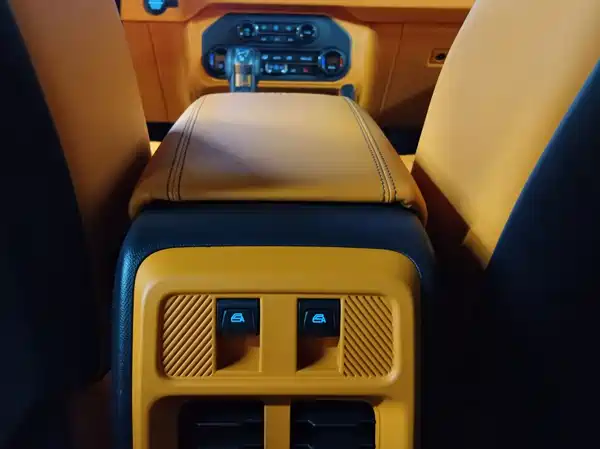 Ford Bronco 2025