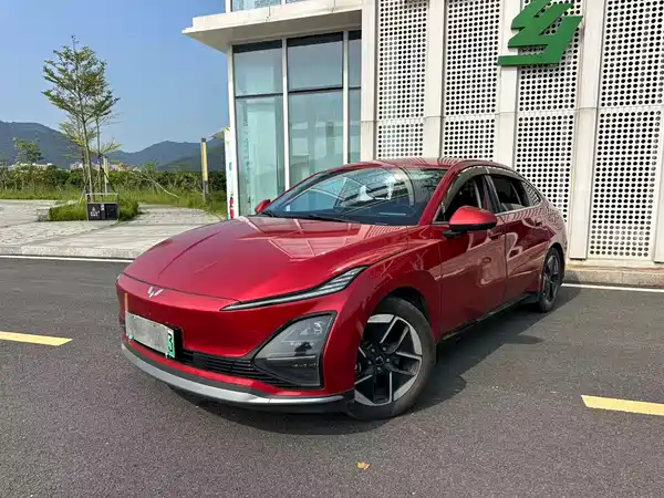 Wuling Starlight 2024