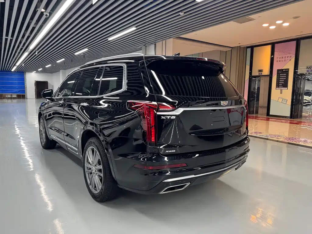 Cadillac XT6 2021 — фото 16