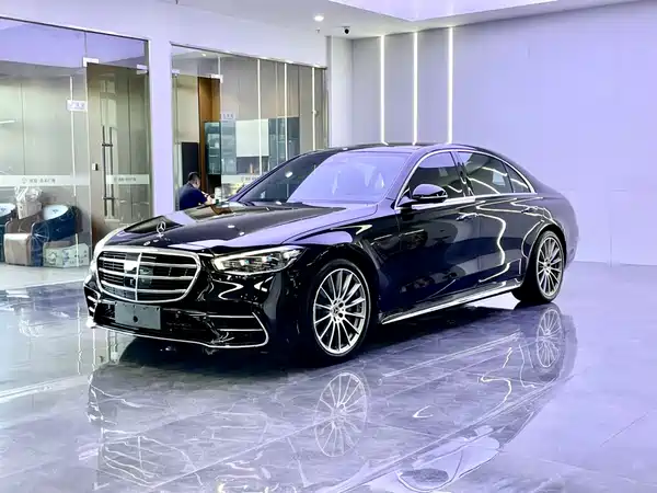Mercedes-Benz S-Class 2024