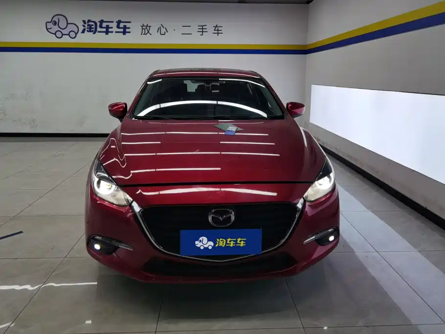 Mazda 3 Axela 2018 — фото 2