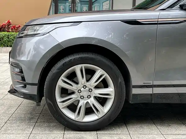 Land Rover Range Rover Velar 2020