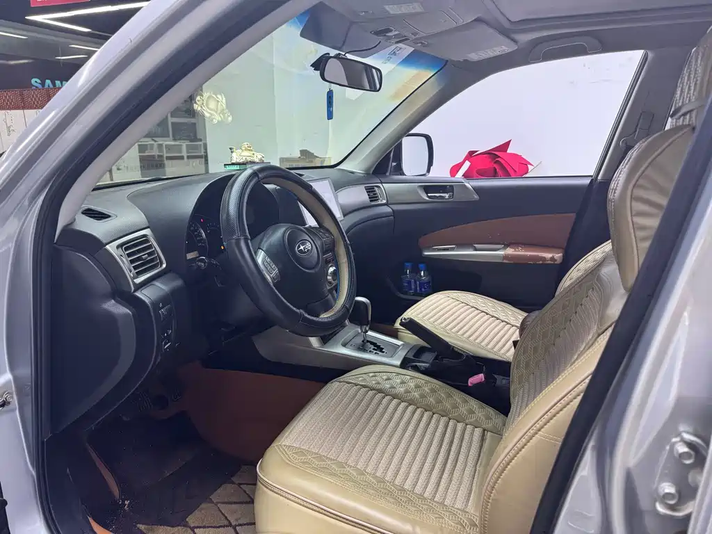 Subaru Forester 2011
