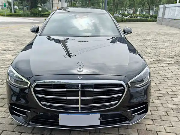 Mercedes-Benz S-Class 2024
