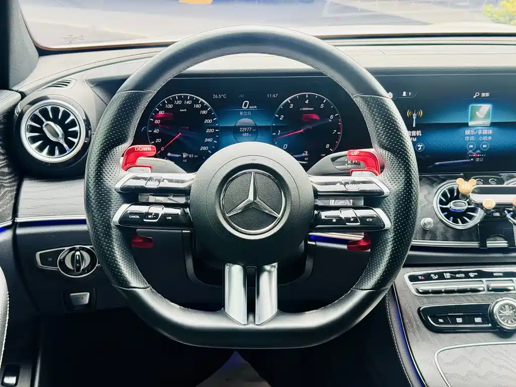Mercedes-Benz E-Class 2021 — фото 9