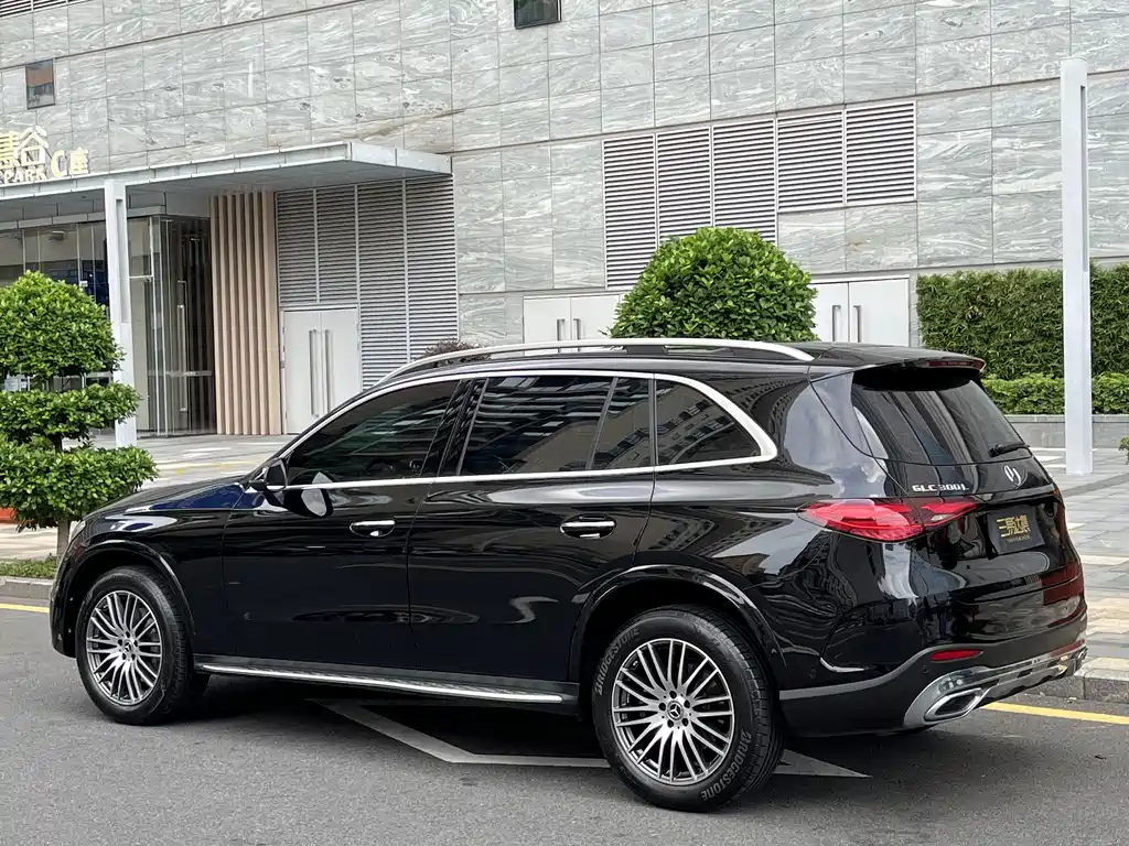 Mercedes-Benz GLC 2023 — фото 4