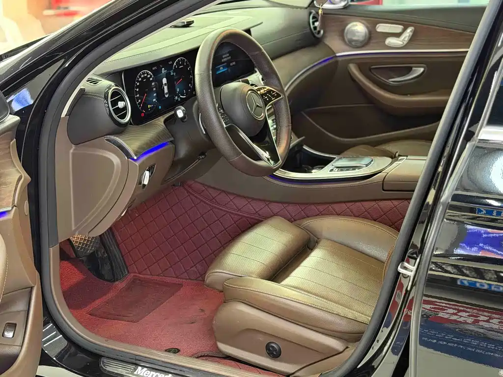 Mercedes-Benz E-Class 2021