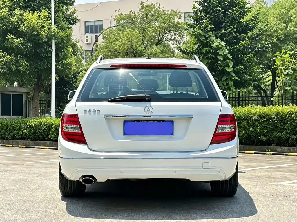 Mercedes-Benz C-Class 2012 — фото 20