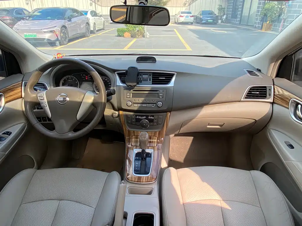 Nissan Sylphy 2016 — фото 14