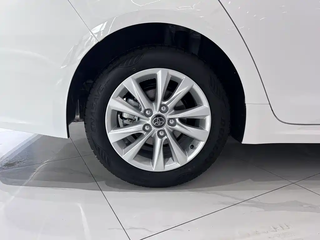 Toyota Corolla 2023 — фото 19
