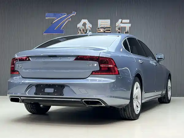 Volvo S90 2019
