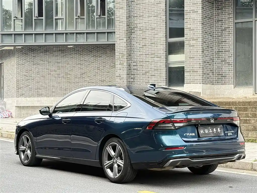Honda Accord 2023 — фото 4