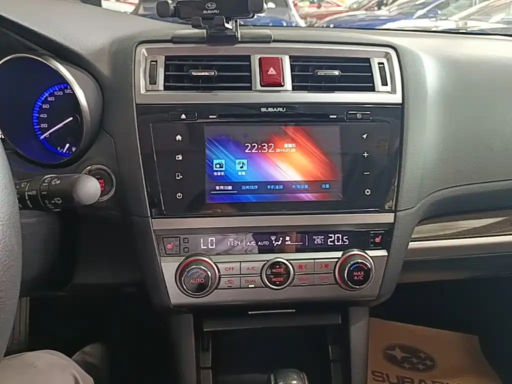 Subaru Outback 2015 — фото 13