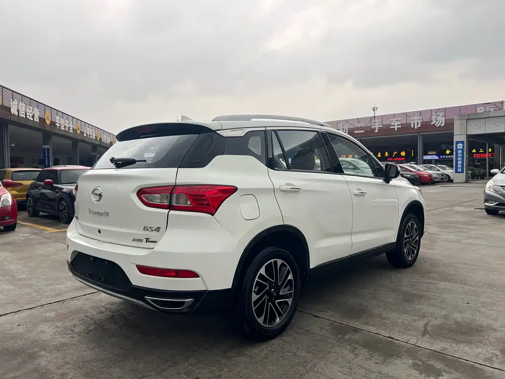 GAC Motor Trumpchi GS4 2016 — фото 5