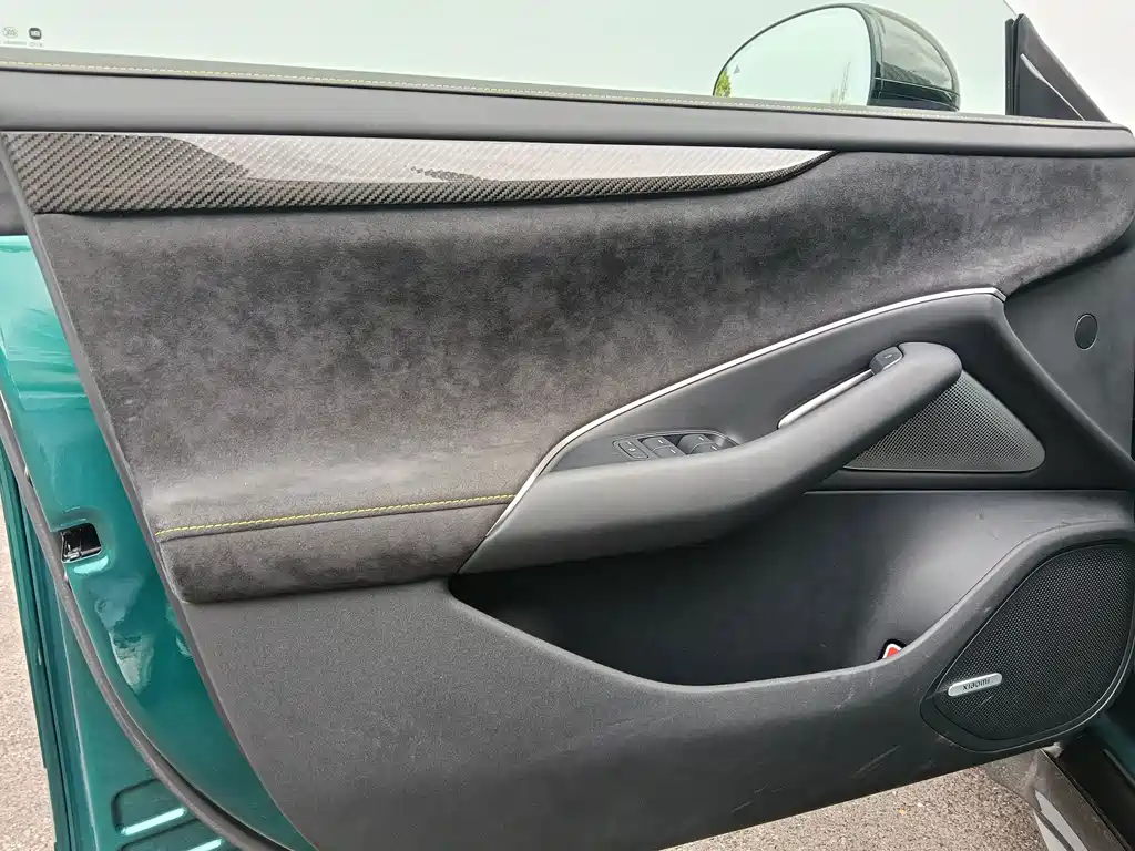 Xiaomi SU7 Ultra 2025 — фото 12