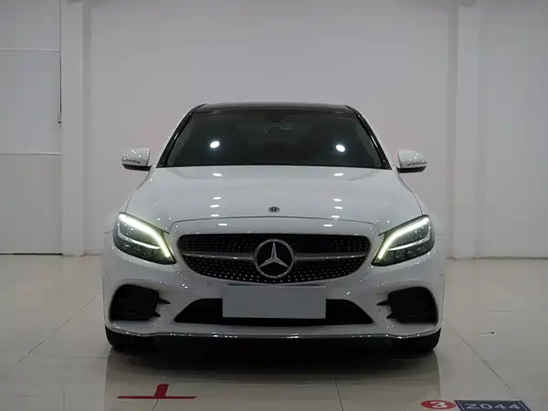 Mercedes-Benz C-Class 2019