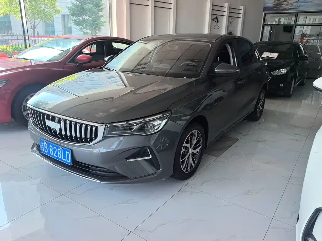 Geely Emgrand 2025