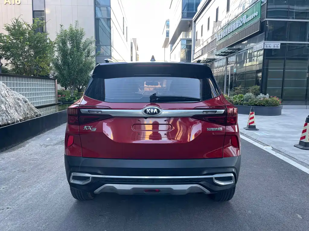 Kia KX3 2020 — фото 8