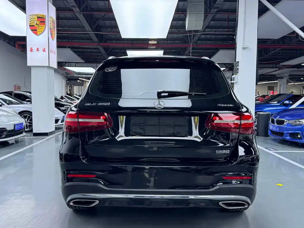 Mercedes-Benz GLC 2018 — фото 23
