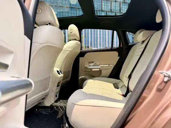Mercedes-Benz EQA 2023