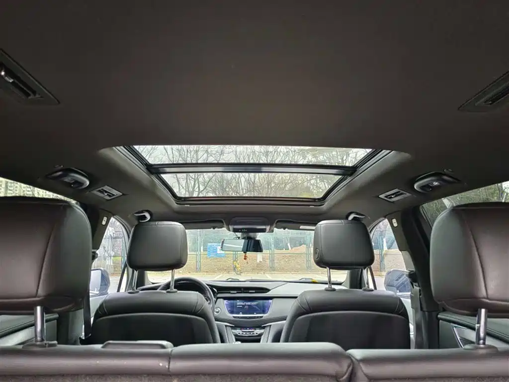 Cadillac XT6 2021 — фото 14