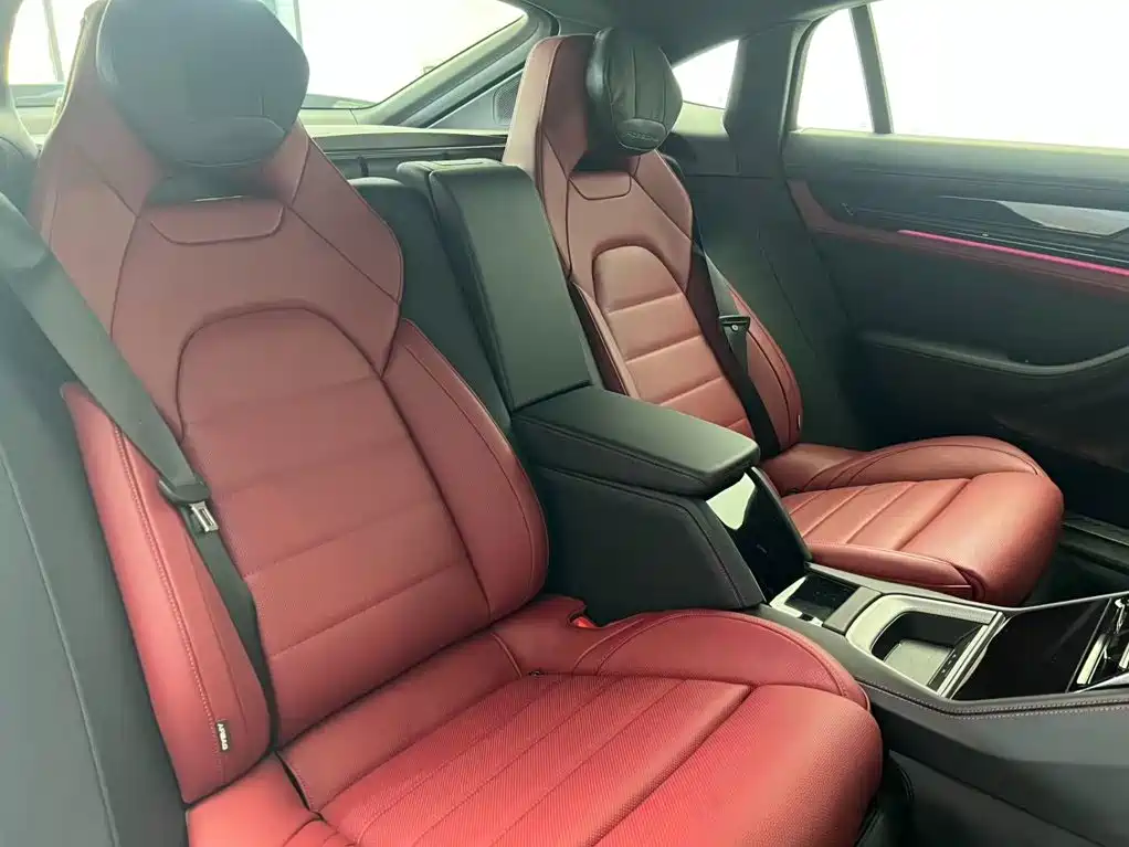Porsche Panamera 2026 — фото 16