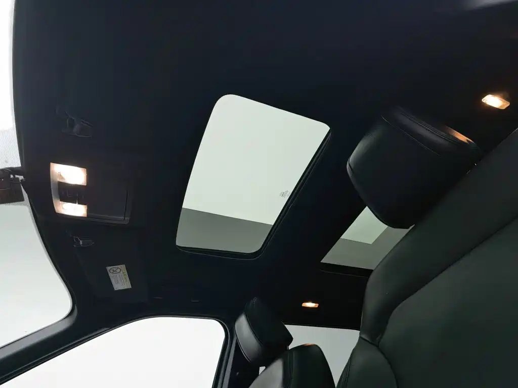 Ford Explorer 2018 — фото 14