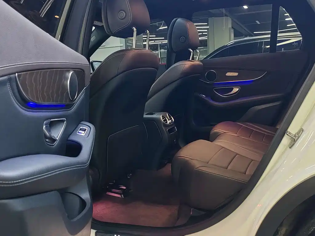 Mercedes-Benz GLC 2019 — фото 10