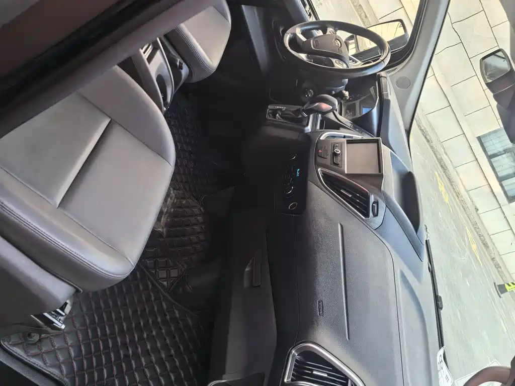 Ford Tourneo 2020 — фото 12