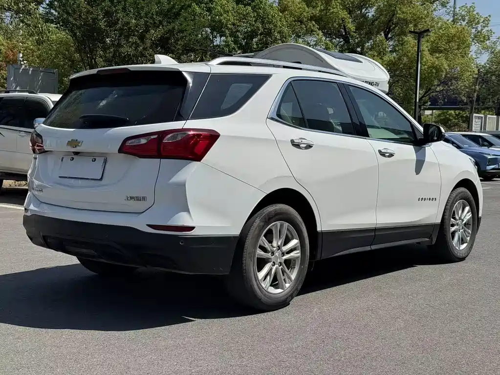Chevrolet Equinox 2019 — фото 11