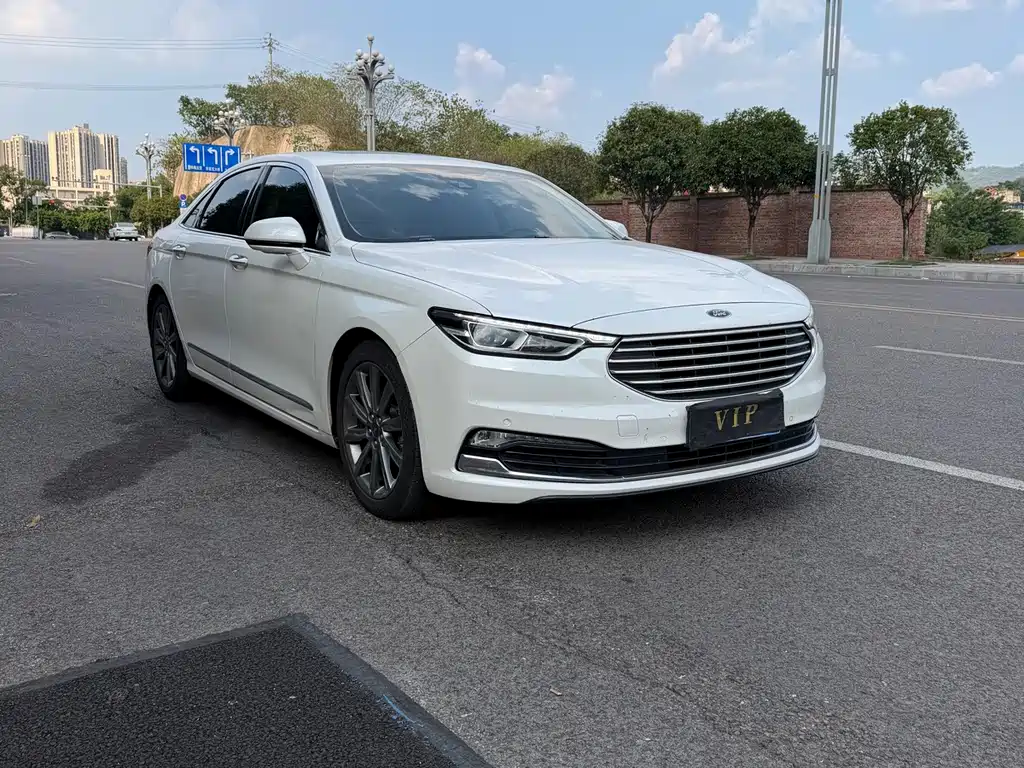 Ford Taurus 2020 — фото 2