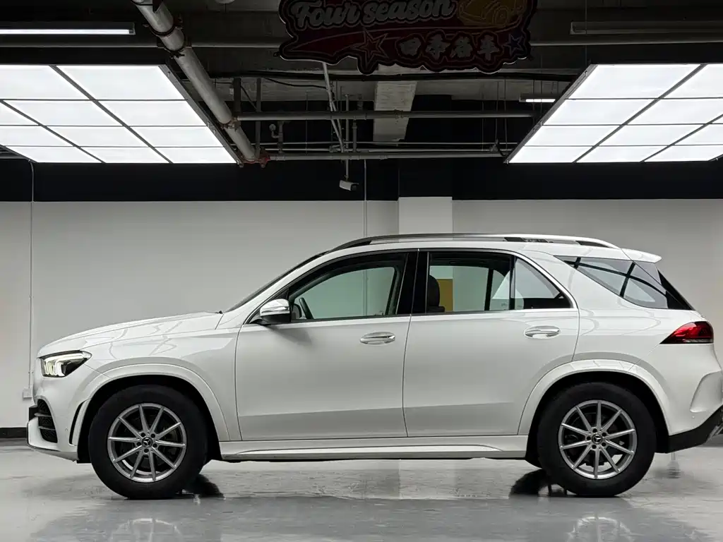 Mercedes-Benz GLE 2020 — фото 15
