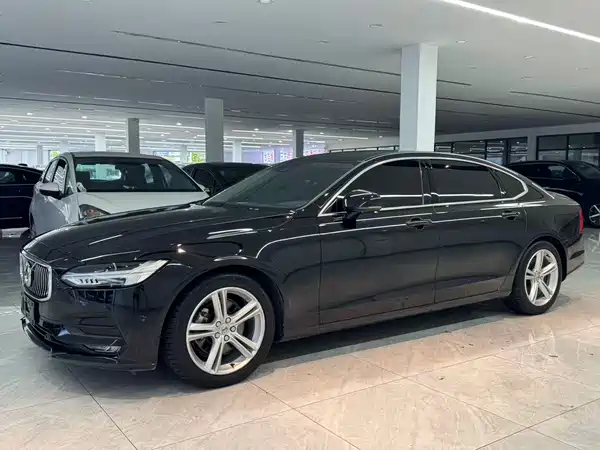 Volvo S90 2018